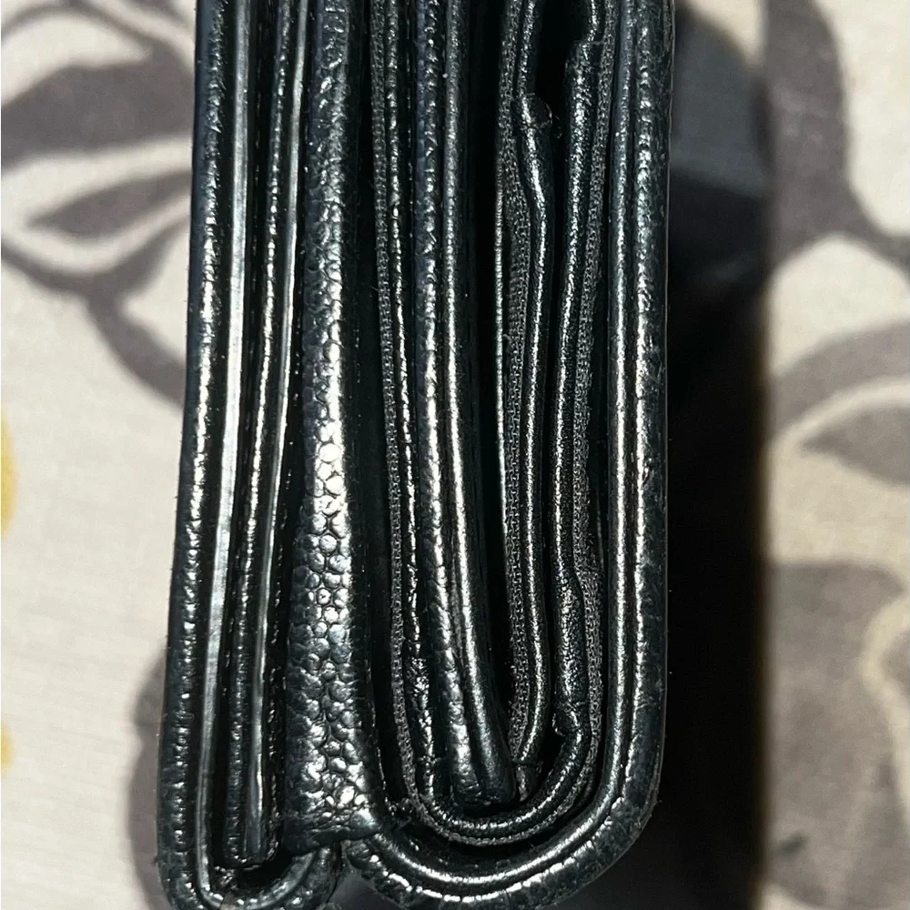 CHANEL Caviar leather wallet